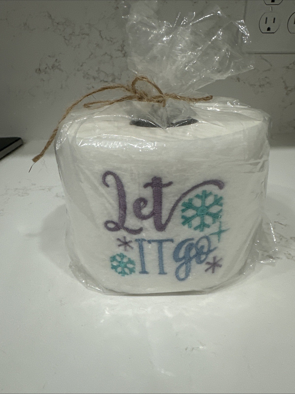 Christmas Embroidered Toilet Paper New “Let It Go” Joke Gag Gift