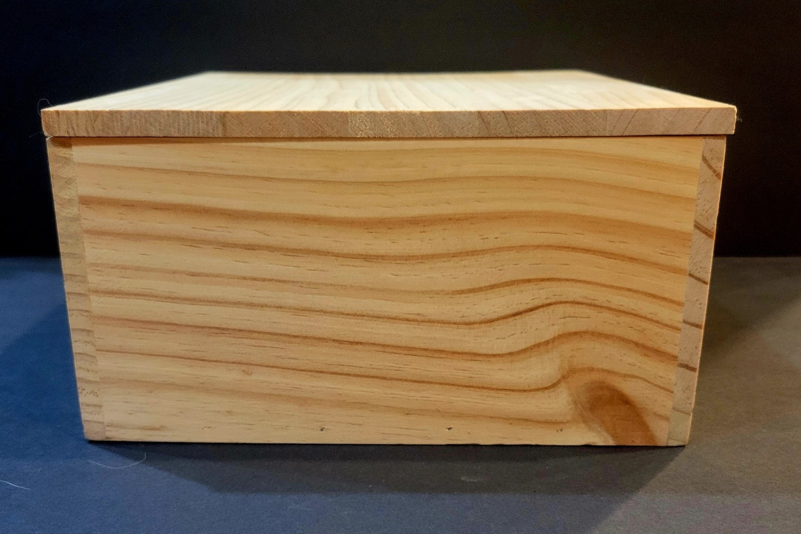 Olive & Cocoa wood box 12″ x 10″ x 5.25″
