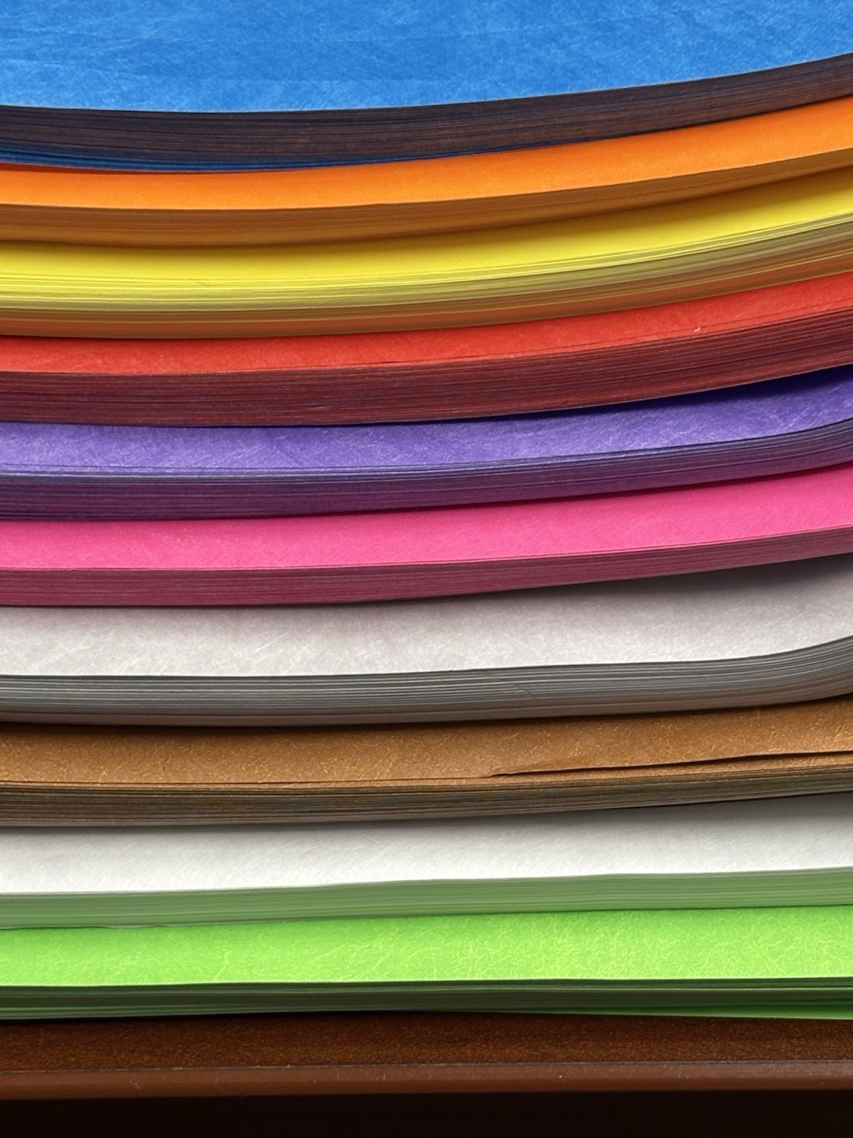 5,000 – 3/4″ (10 Different colors – 500 Of Each Color) TYVEK Wristbands.