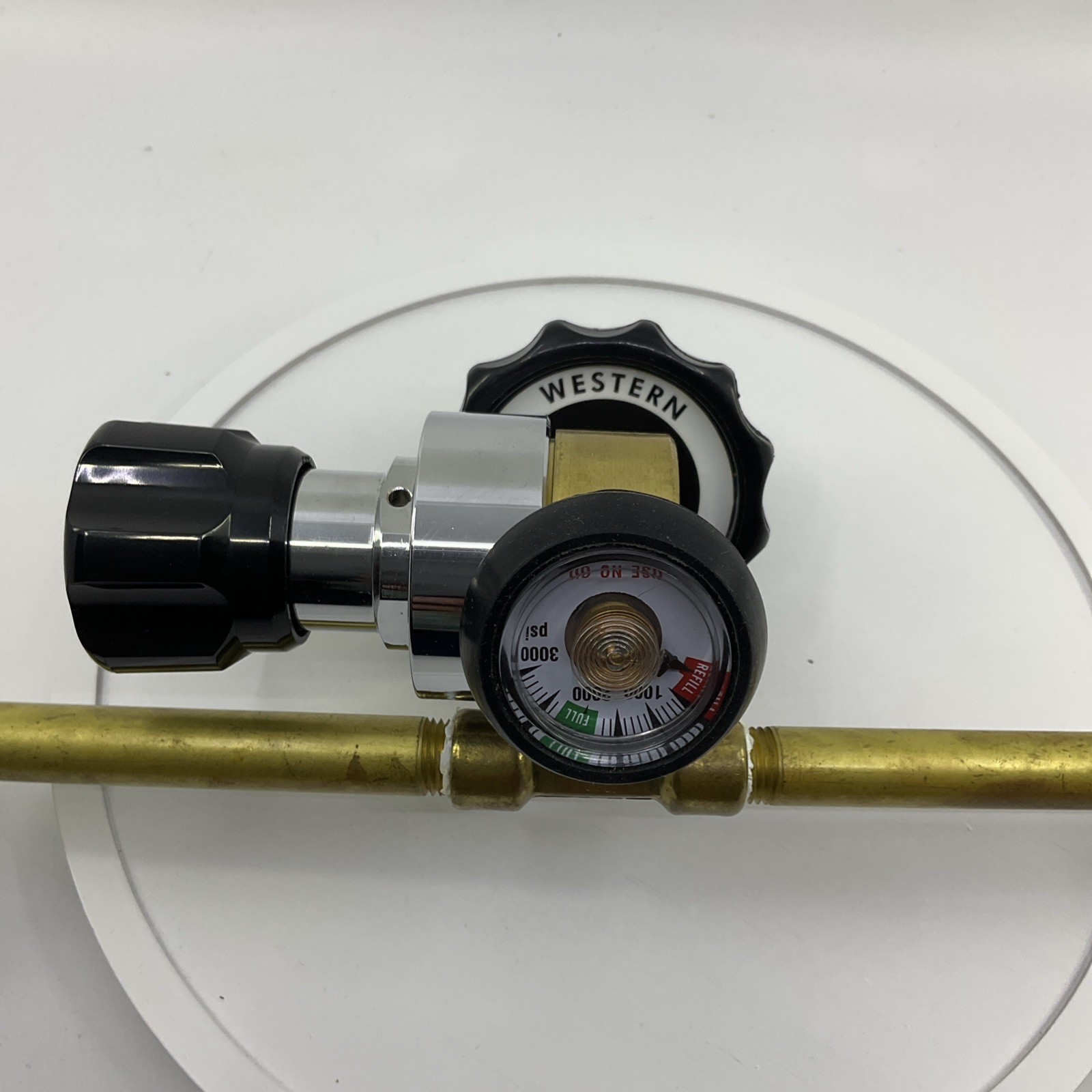 Western CGA 580 dual Helium balloon filler inflator w/3000# Gauge Helium BR22HG