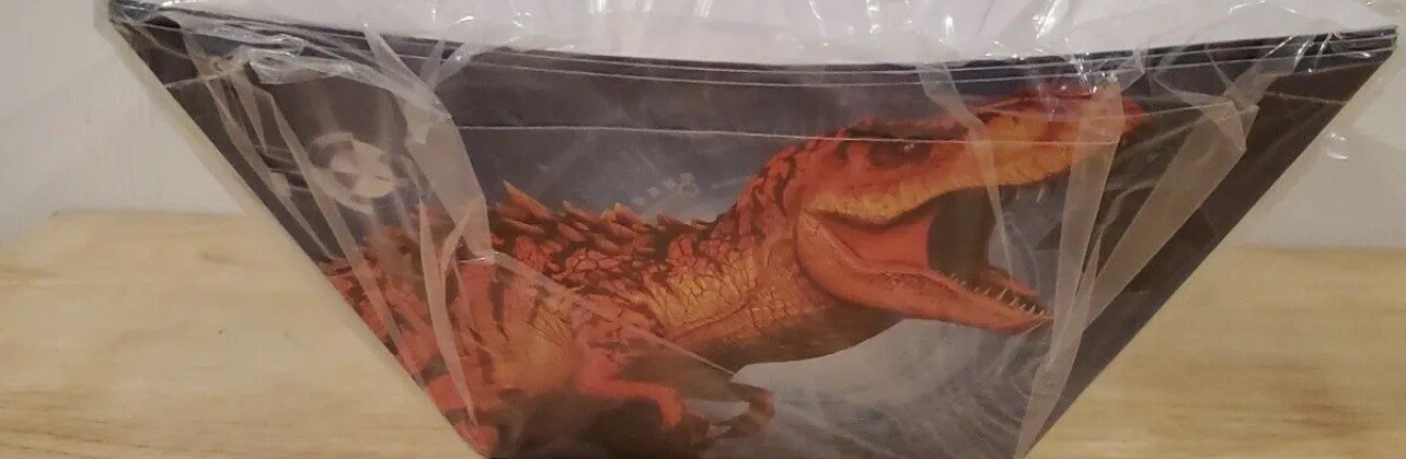 3 Pack of JURASSIC WORLD 12″ Square Paper Buffet Bowls – New in Sealed Pkg