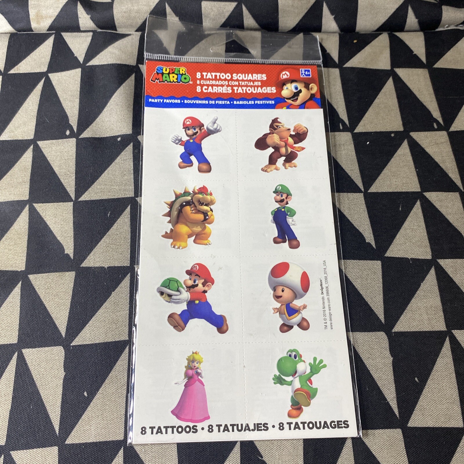 Super Mario Brothers Tattoo Favors | 2″ x 1 3/4″ | 8 Pcs.