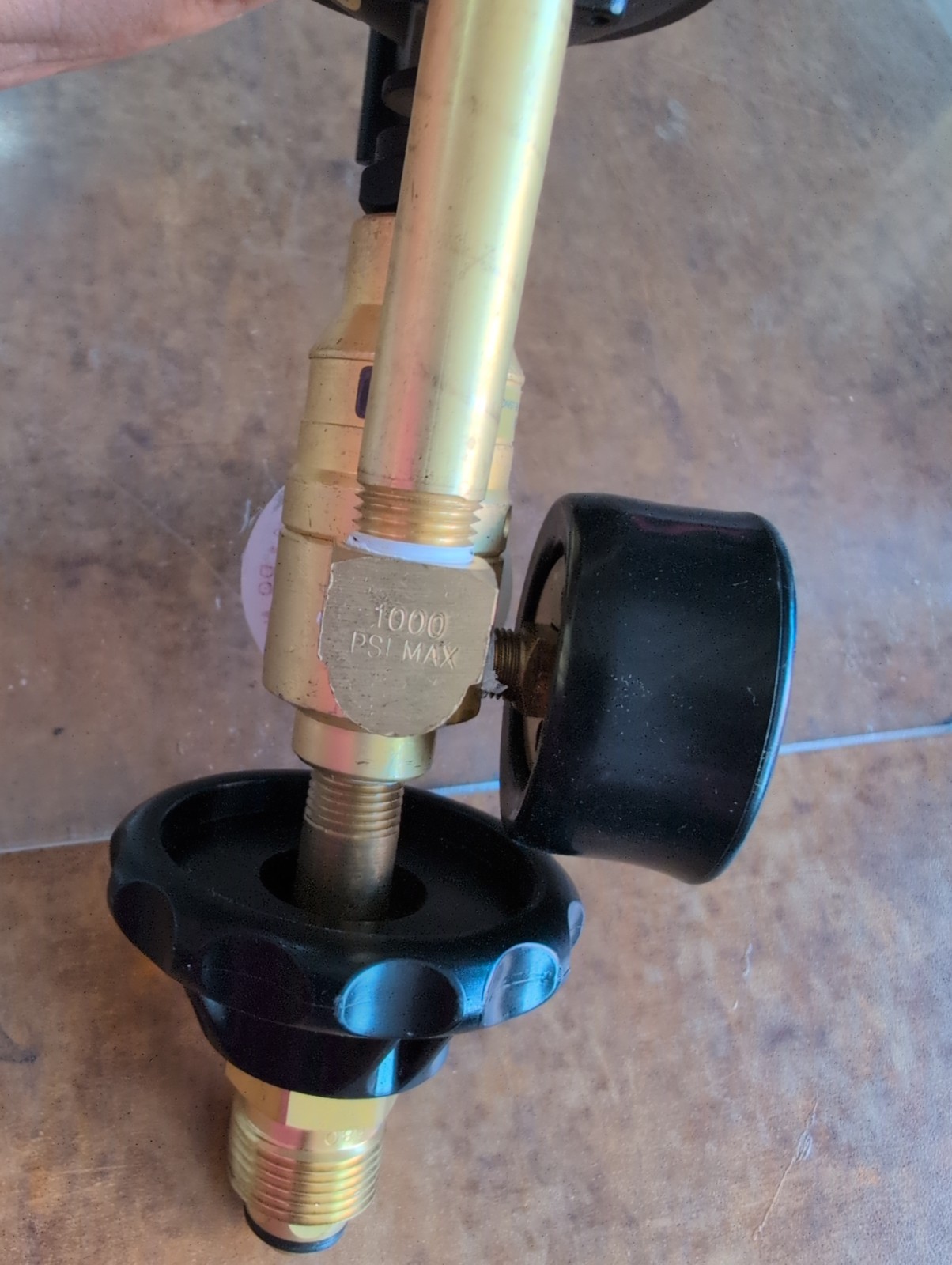 BURTON Model FIB-3630 2-Way Helium Balloon Inflator Regulator