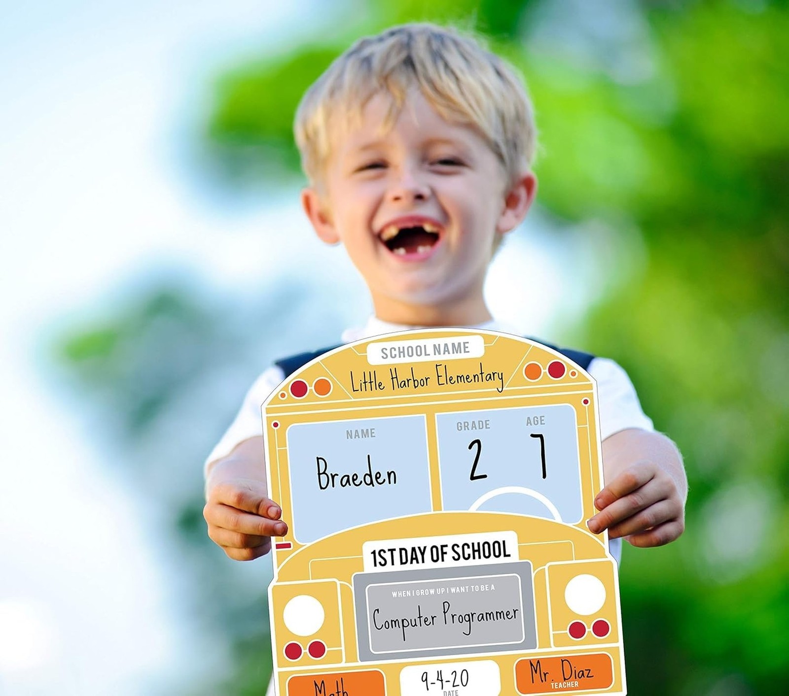 School Bus First and Last Day Sign Set / 12″ x 12″ Reusable Whiteboard Photo …