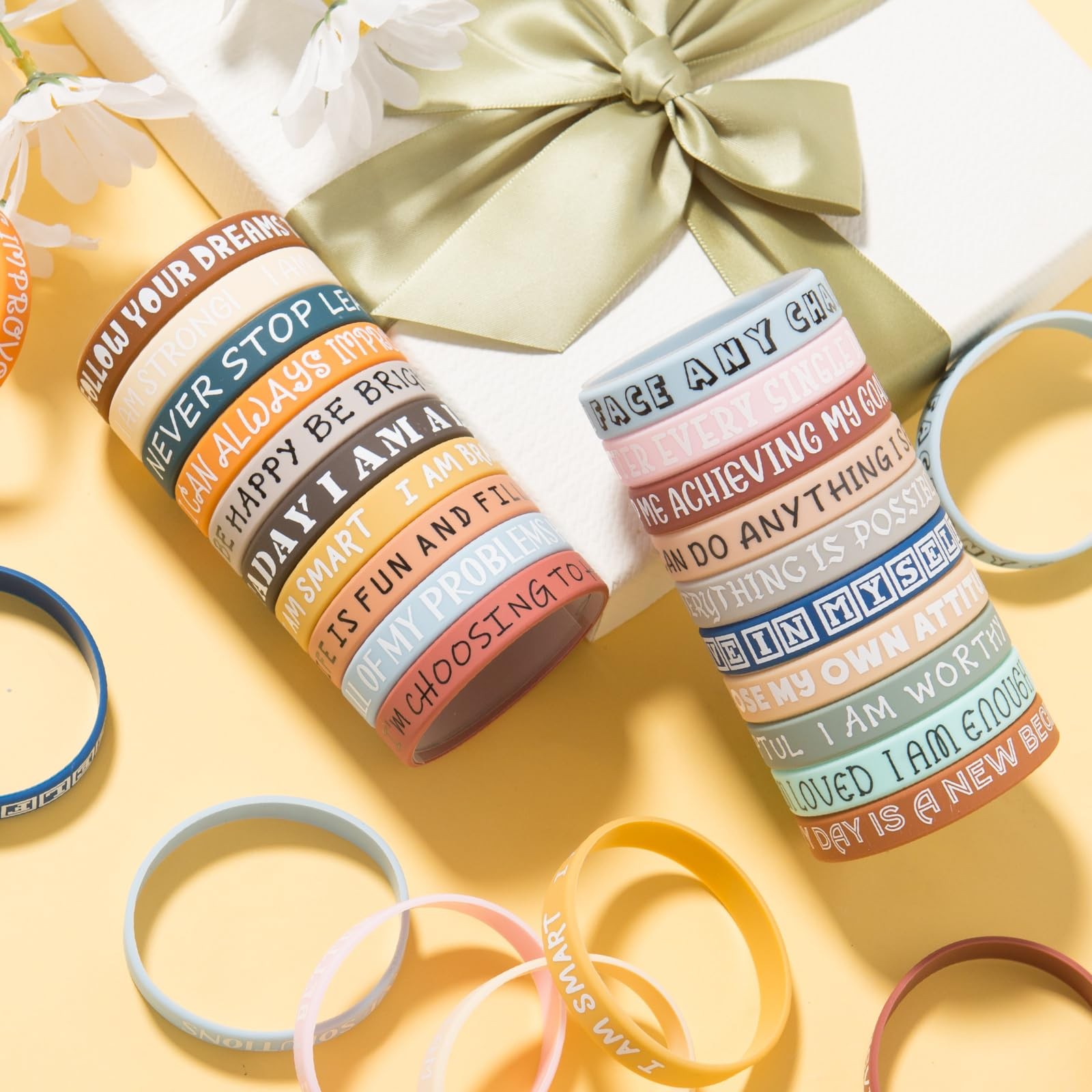 100 Pieces Inspirational Quote Wristbands -Bulk Pack Colored Motivational Bra…