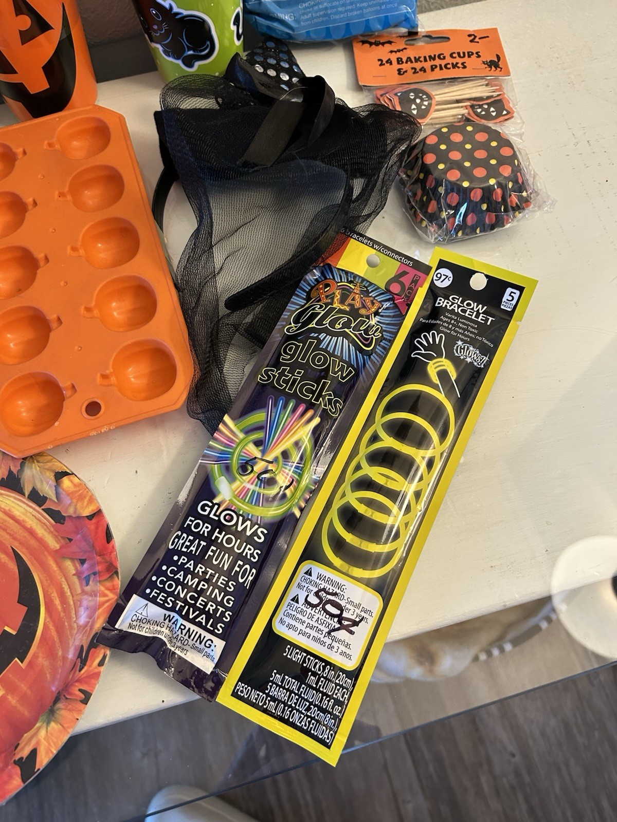 Lot Halloween Party 11 Items Kids fun, cups, plates, glow stick, headband,& more