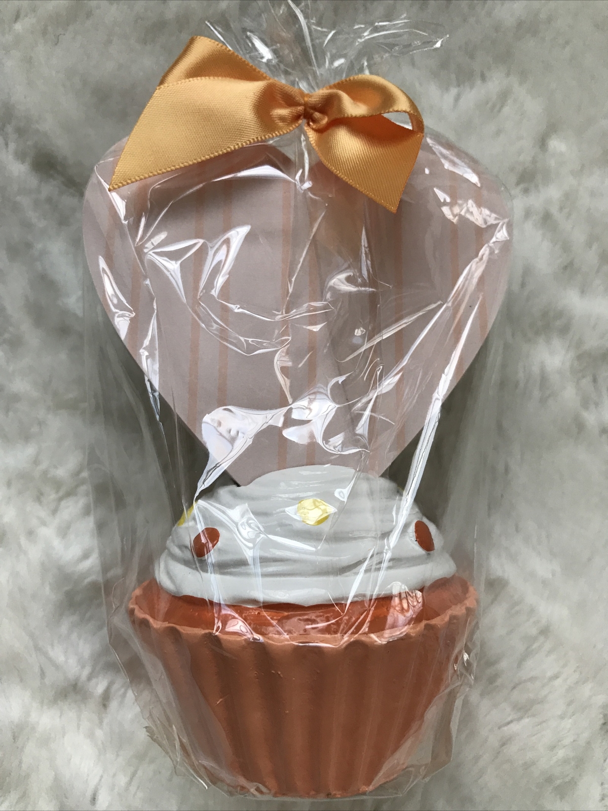 New Lot of 3 Cupcake Photo Holders w/ Memo Pad, 2 Blue, 1 Orange, 5” x 3.5” x 3”