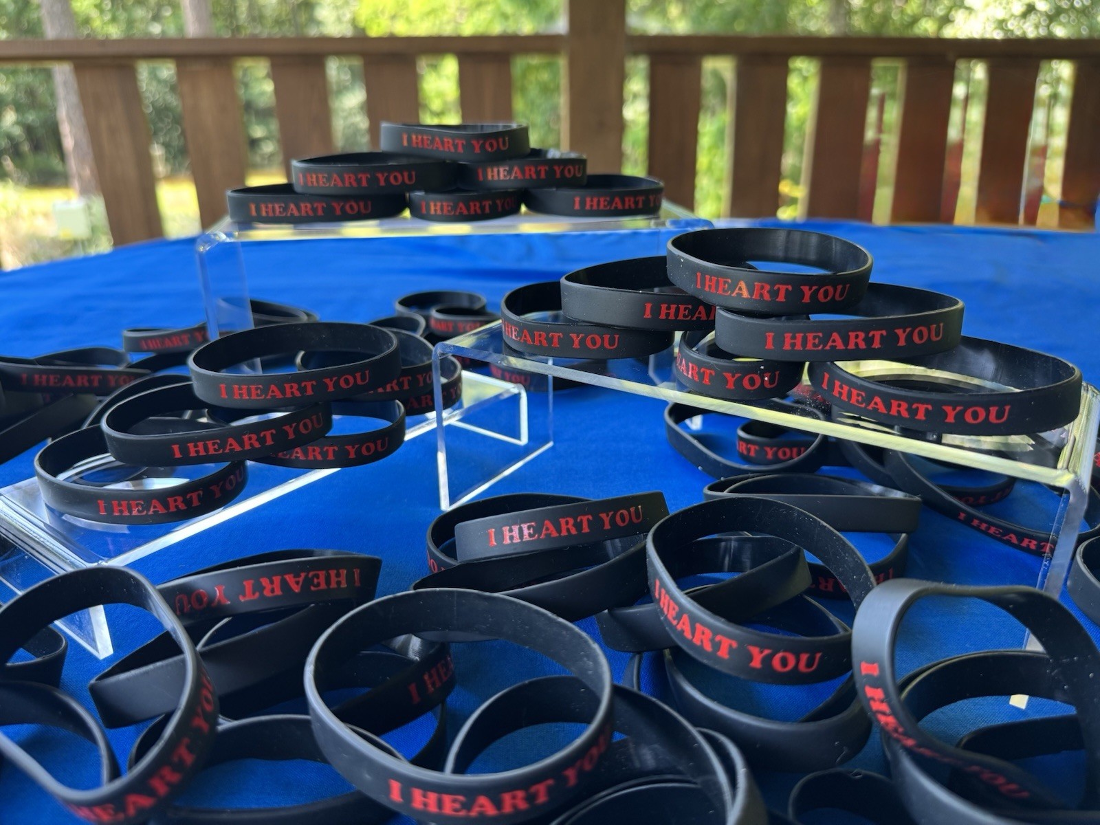 100 Black Silicone Heart Love Wristbands Bulk Fundraiser Party Favors Bracelets