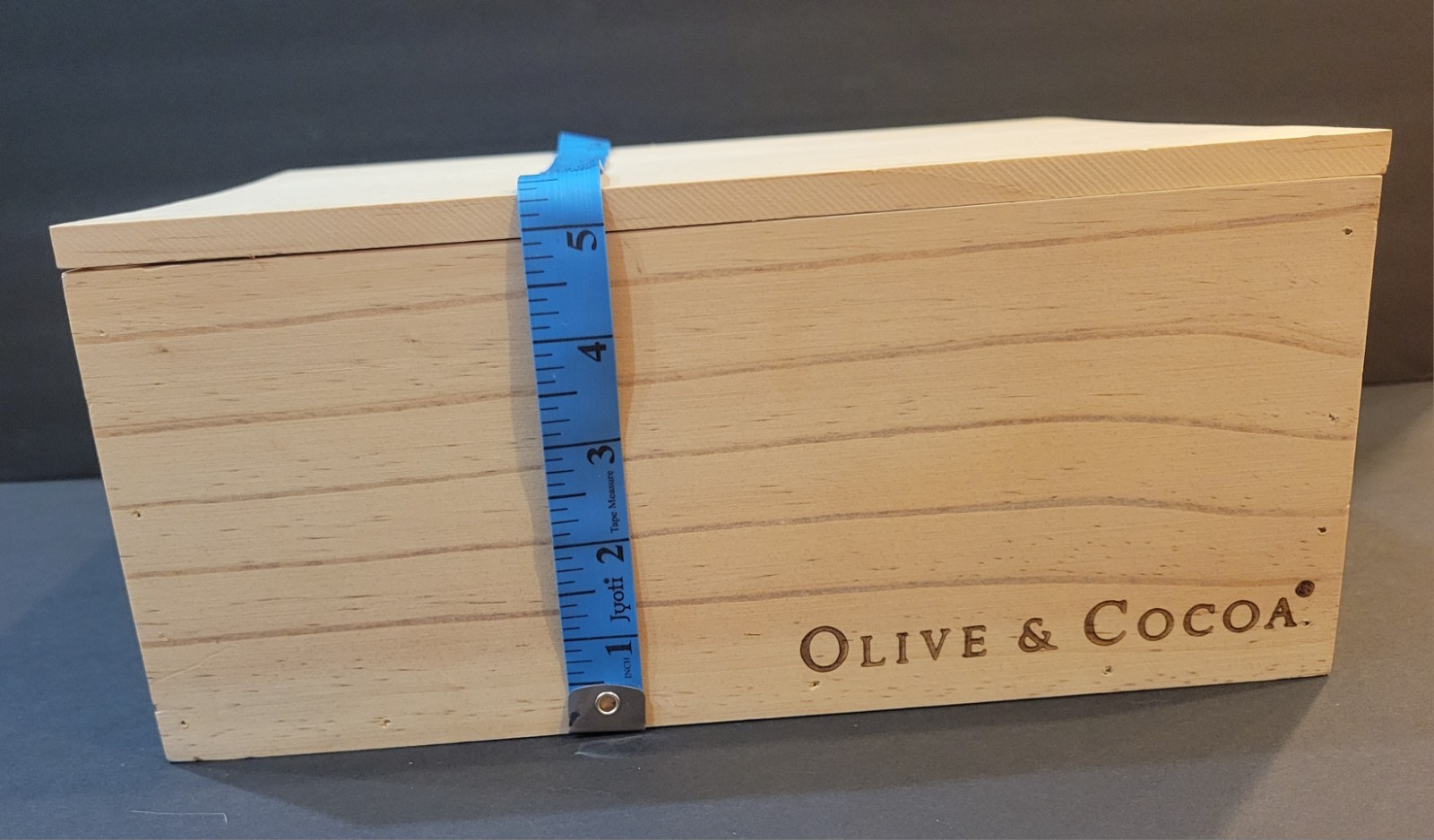 Olive & Cocoa wood box 12″ x 10″ x 5.25″