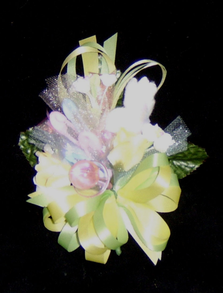Baby Shower Corsage for Mother, Grandma, Hostess Yellow & Green Handmade