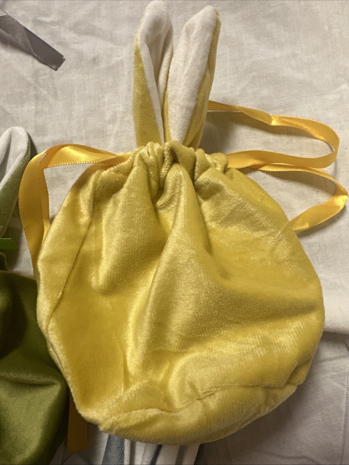 Velvet Drawstring Bunny Bags – 6 Pack Easter Rabbit Reusable, Basket Filler
