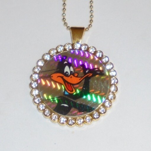 Vintage Looney Tunes DAFFY DUCK Prism Pog Cap Chain Pendant Necklace Cartoon WB