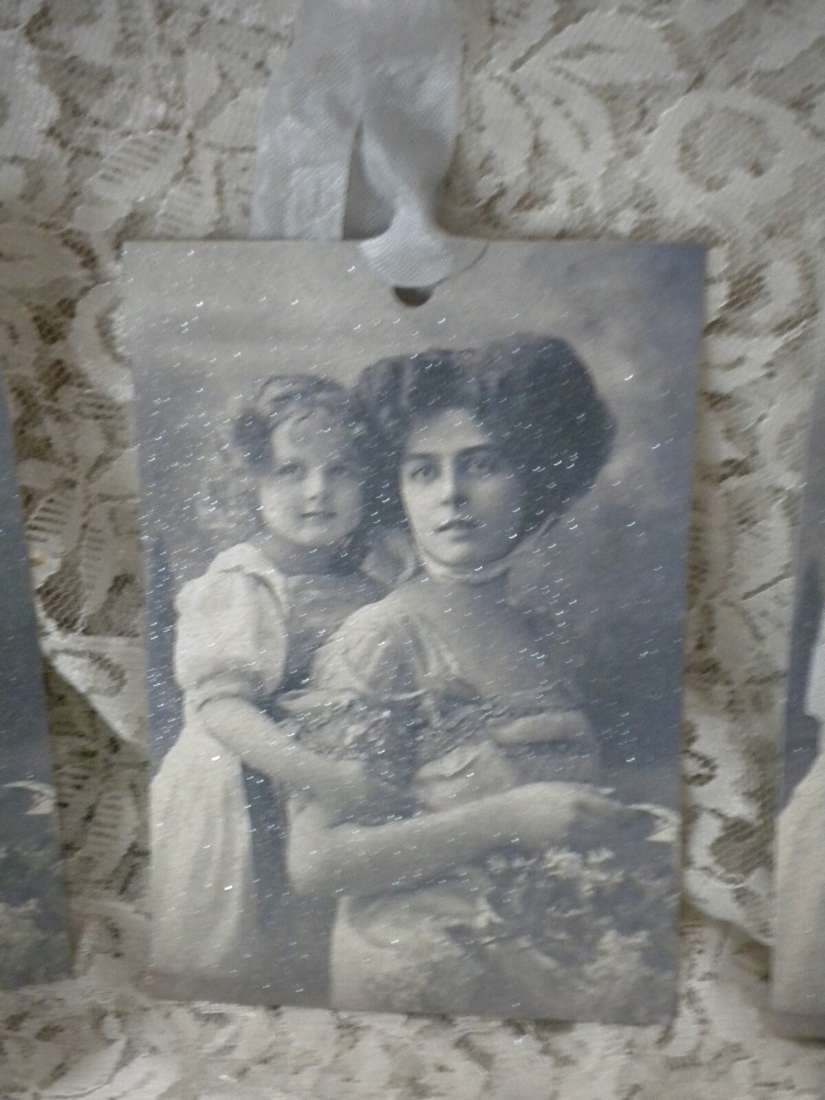 M0ther’s Day Vintage Mother and Daughter Tags(4)