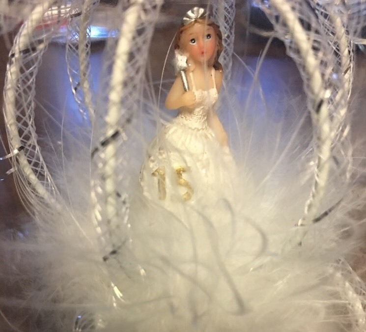 HS Enterprise 3″x3″x3″ Girl 15 Cake Topper Decoration