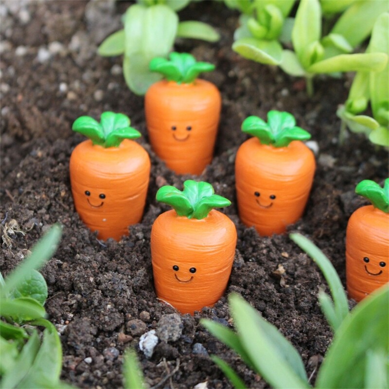 Artificial Carrot Statue Plant Stake for Spring Outdoor Parterre Decors