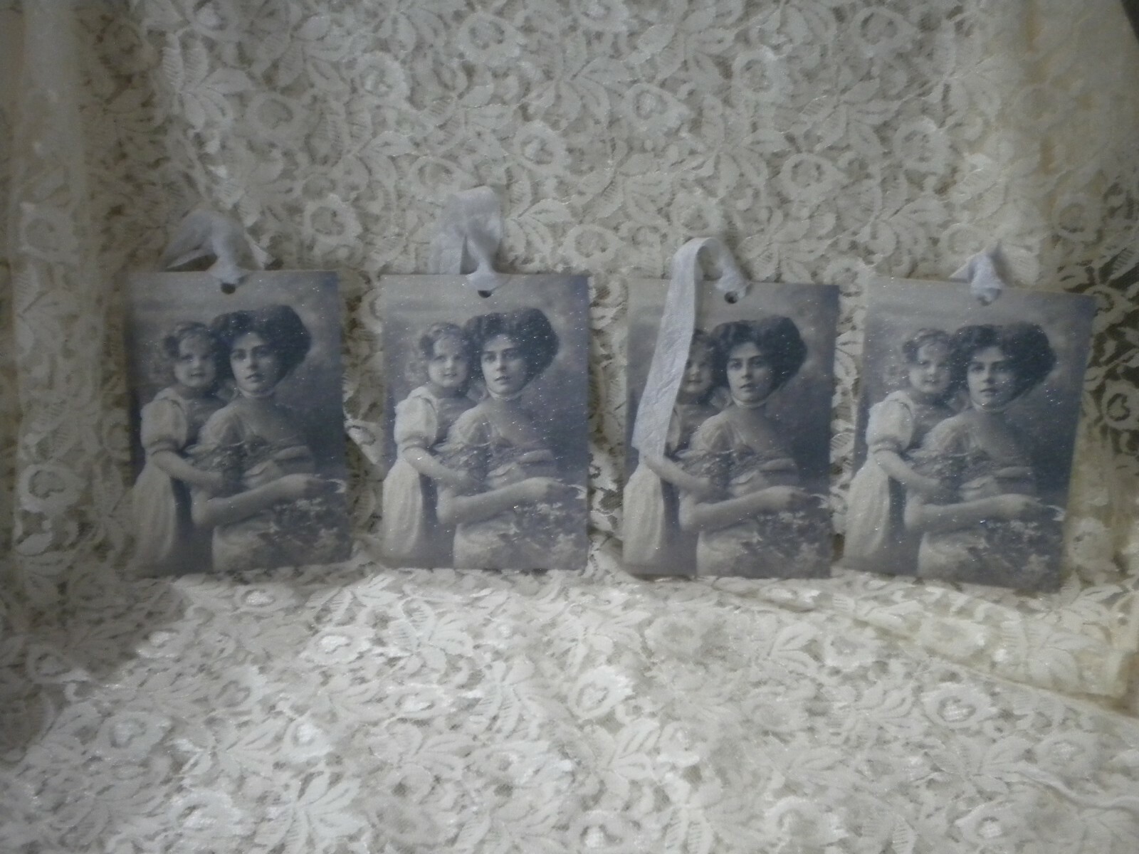 M0ther’s Day Vintage Mother and Daughter Tags(4)