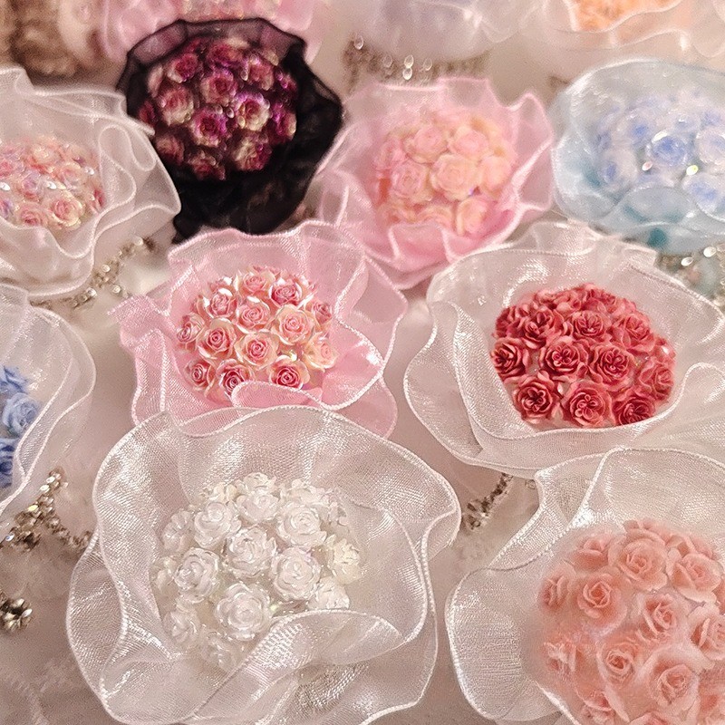 1x Heavy-Duty Mini Rose Bouquet Lace Flower Doll DIY Decoration Tassel with Hole