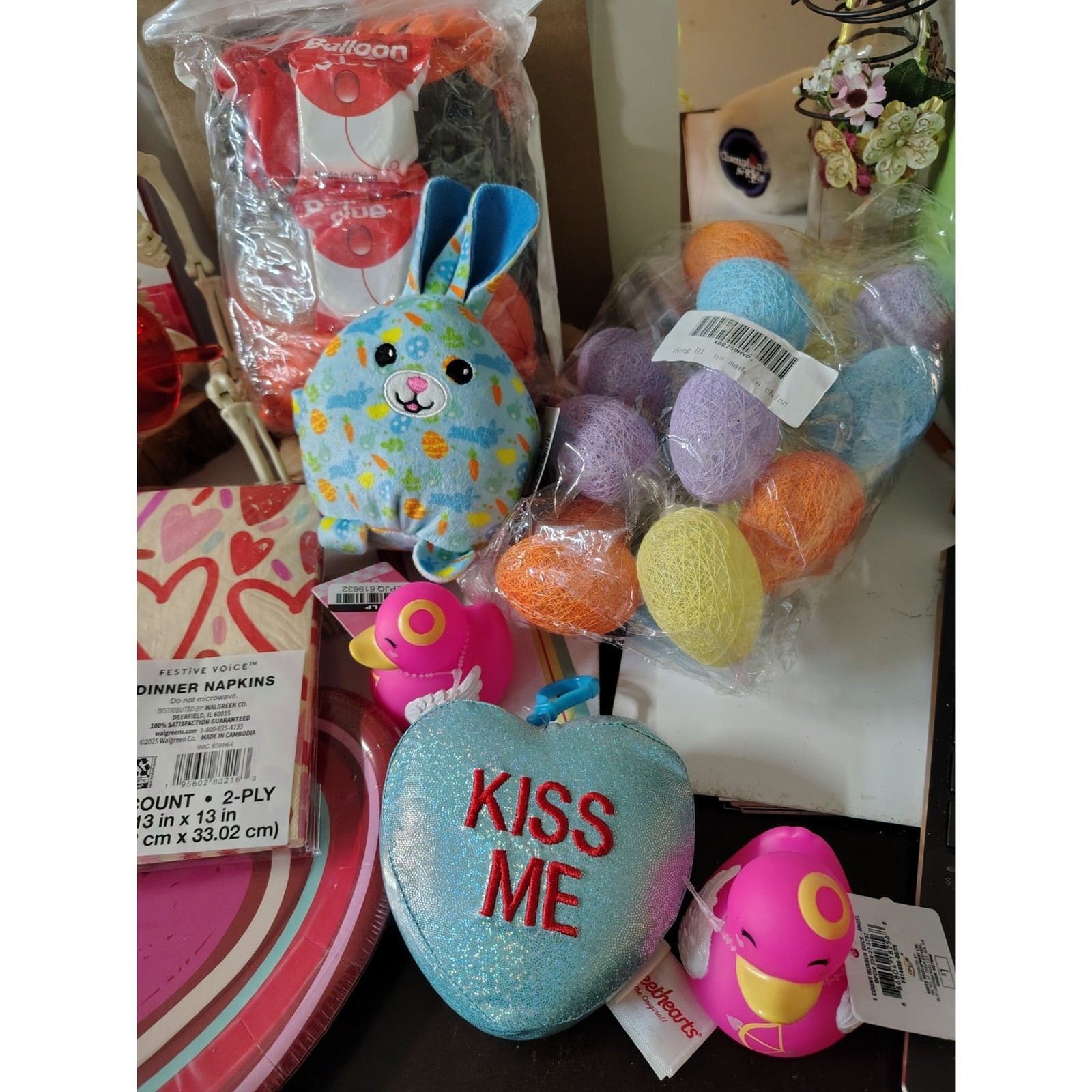 Mixed Seasonal Lot – Valentines, Halloween, Easter…