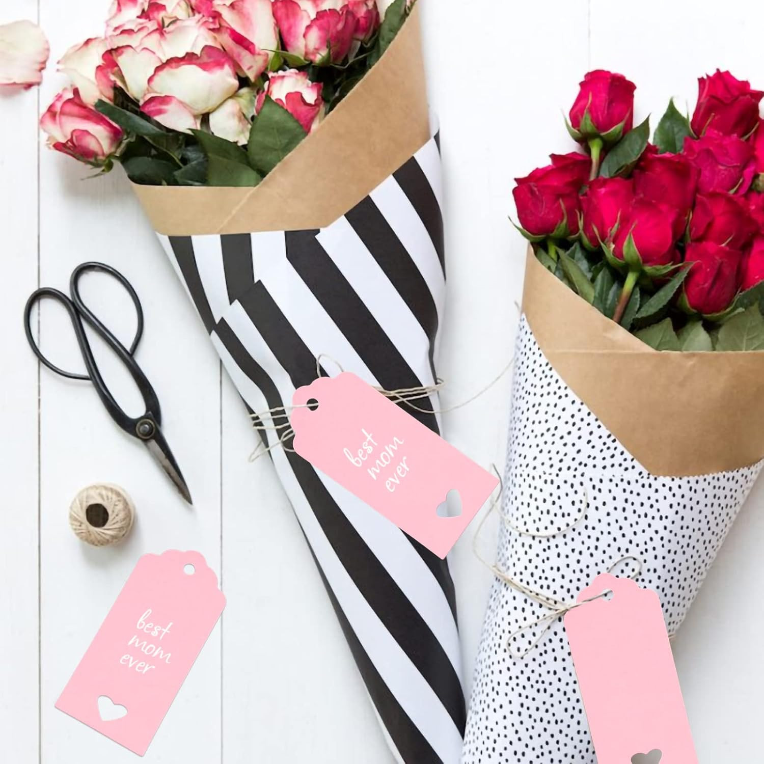 100PCS Kraft Paper Gift Tags Hollow Heart Wedding Favor Tags with Twine for Moth