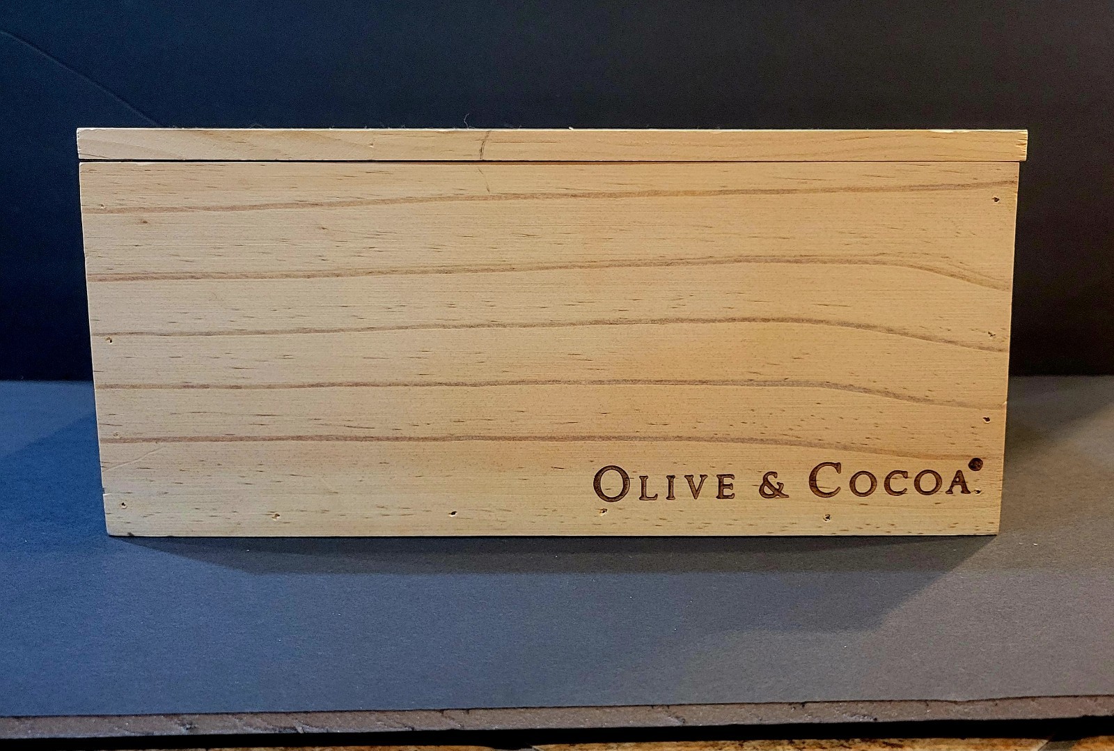Olive & Cocoa wood box 12″ x 10″ x 5.25″