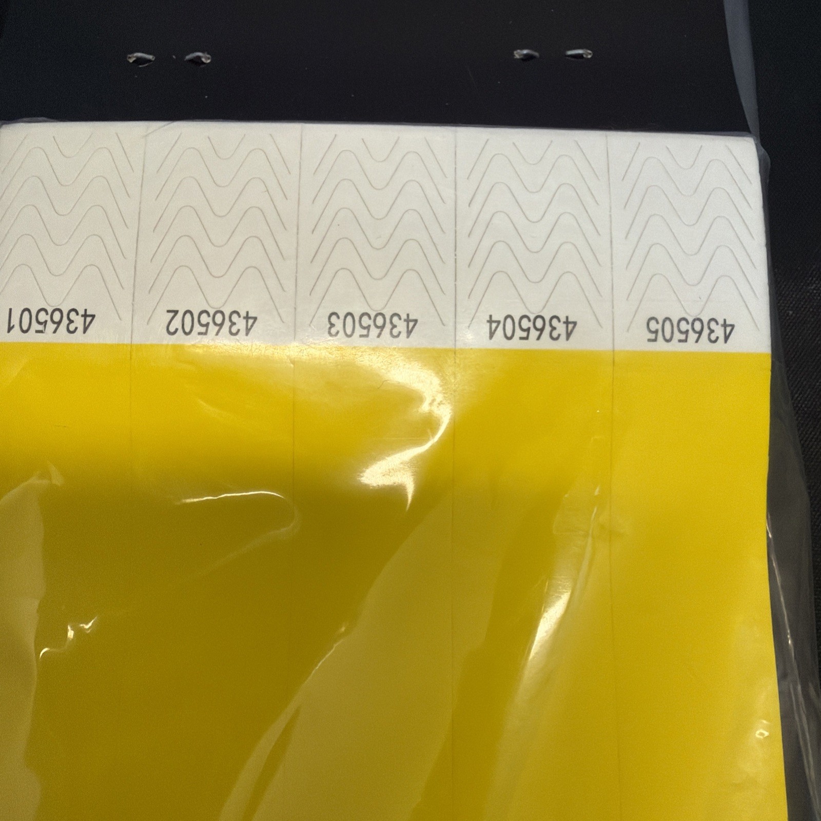 Amscan Tyvek Wristbands Yellow 500 count Events Parties Clubs Numbered GLOWS