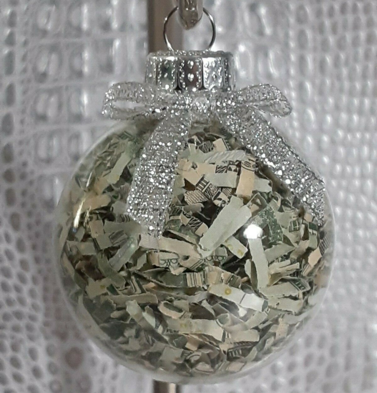  LUCKY MONEYBALL ORNAMENT 50mm – WEDDING-BIRTHDAY-GRADUATION-ANNIVERSARY-HOLIDAY