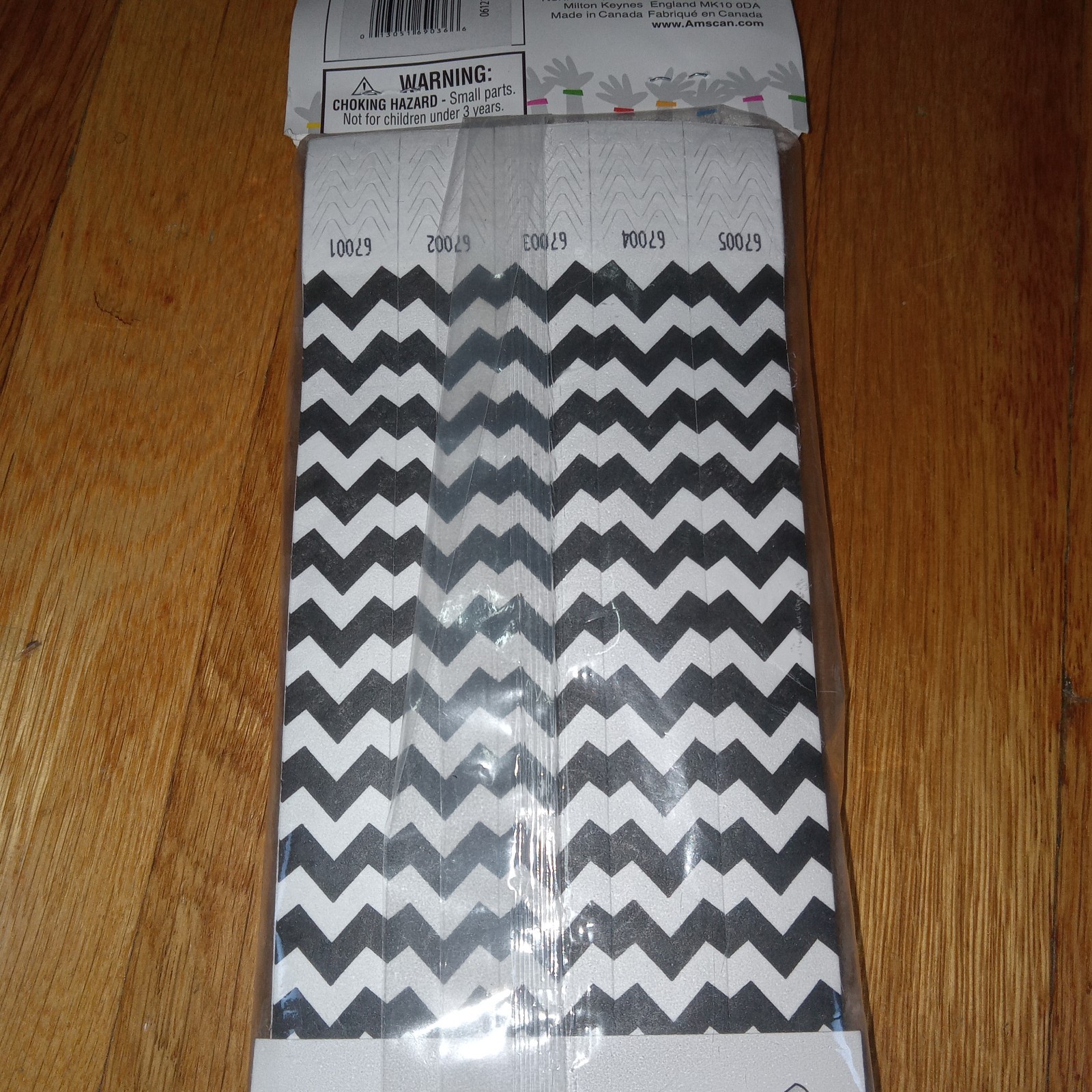 Amscan Tyvek Wristbands 500 Count Concert Events Parties Clubs Crowd Control