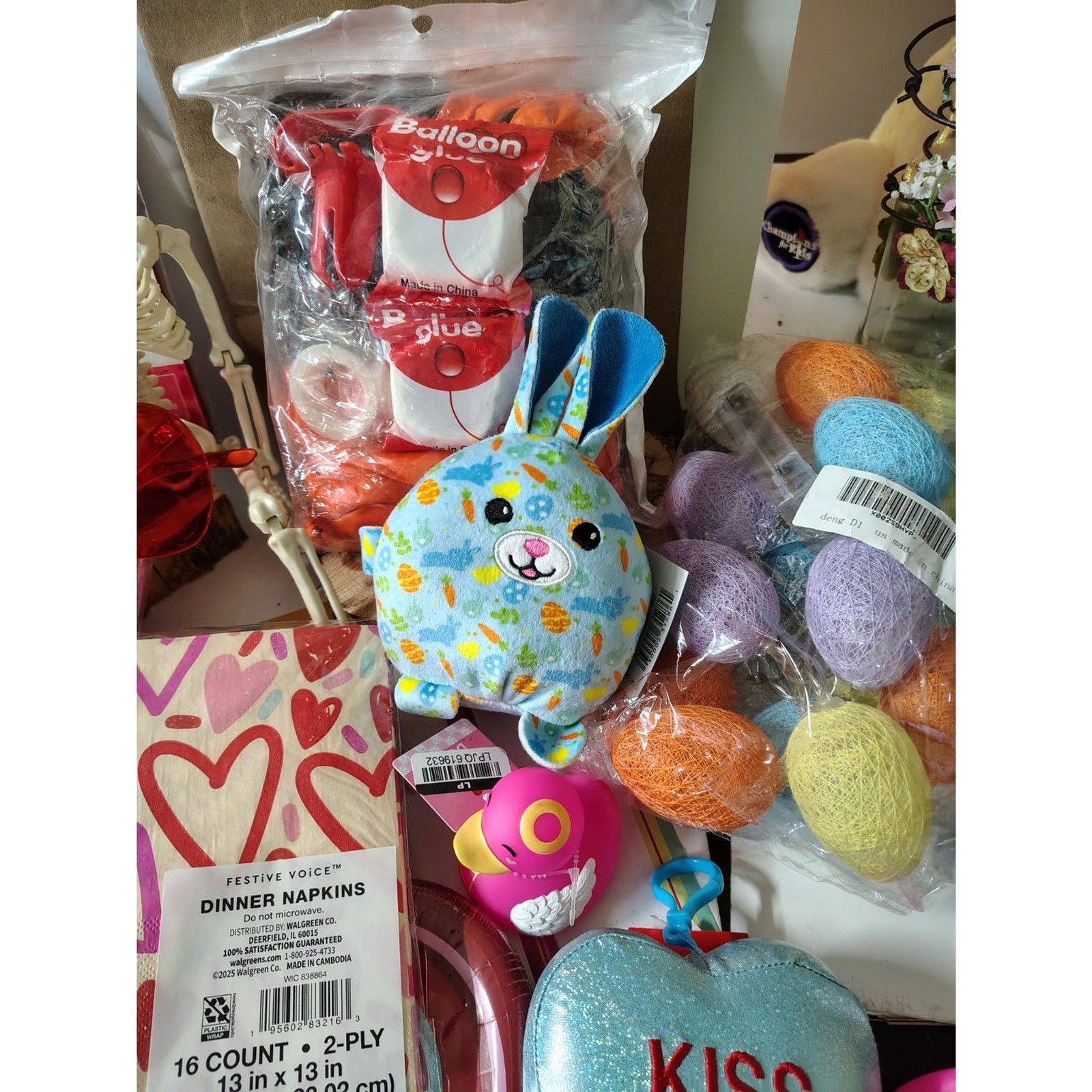 Mixed Seasonal Lot – Valentines, Halloween, Easter…