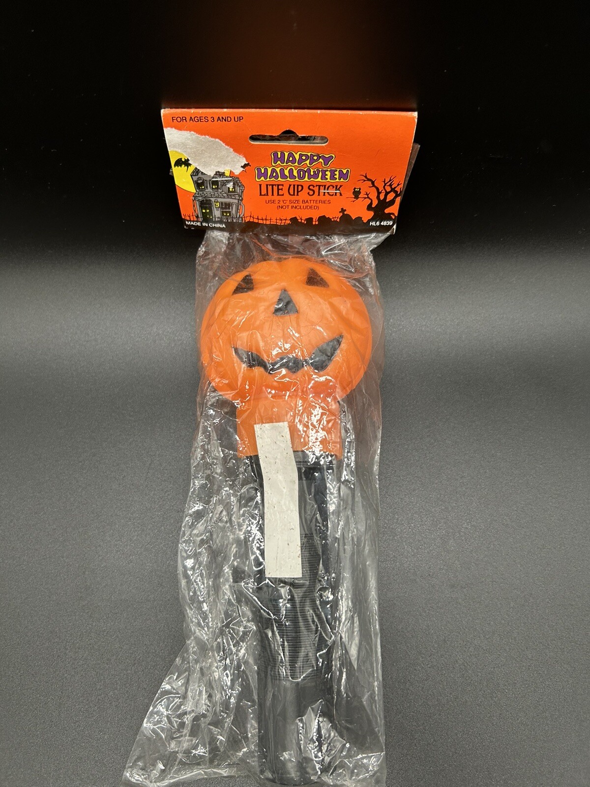 Vintage Happy Halloween 9″ Jack O Lantern Lite-Up Stick Trick or Treating Light!