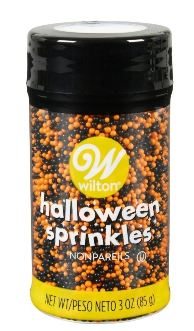 Fright Night Skulls and Spiders Halloween Party Cupcake Kit – NEW