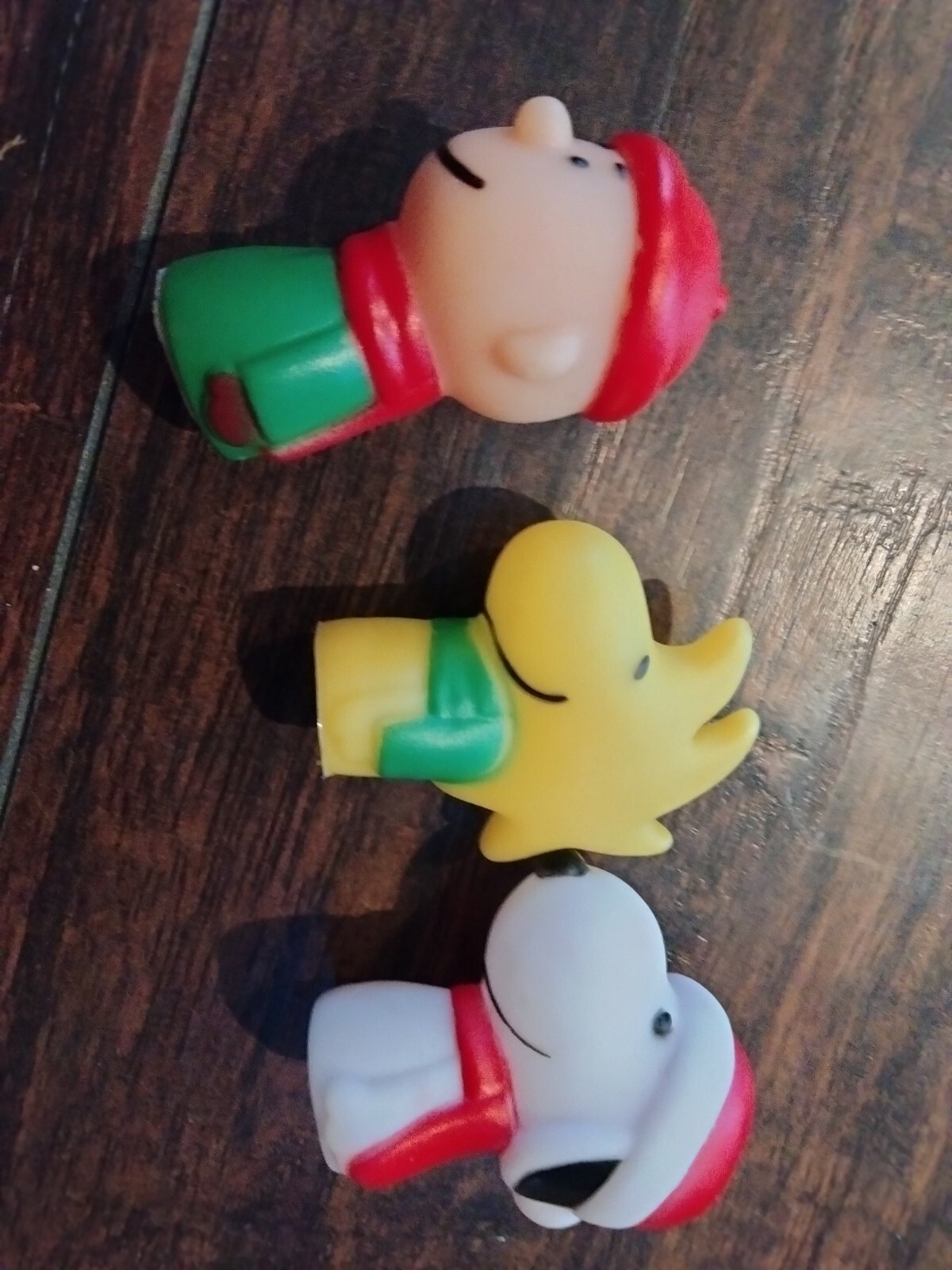Lot 3 PEANUTS PLASTIC FINGER PUPPETS CHRISTMAS SNOOPY charlie brown Woodstock