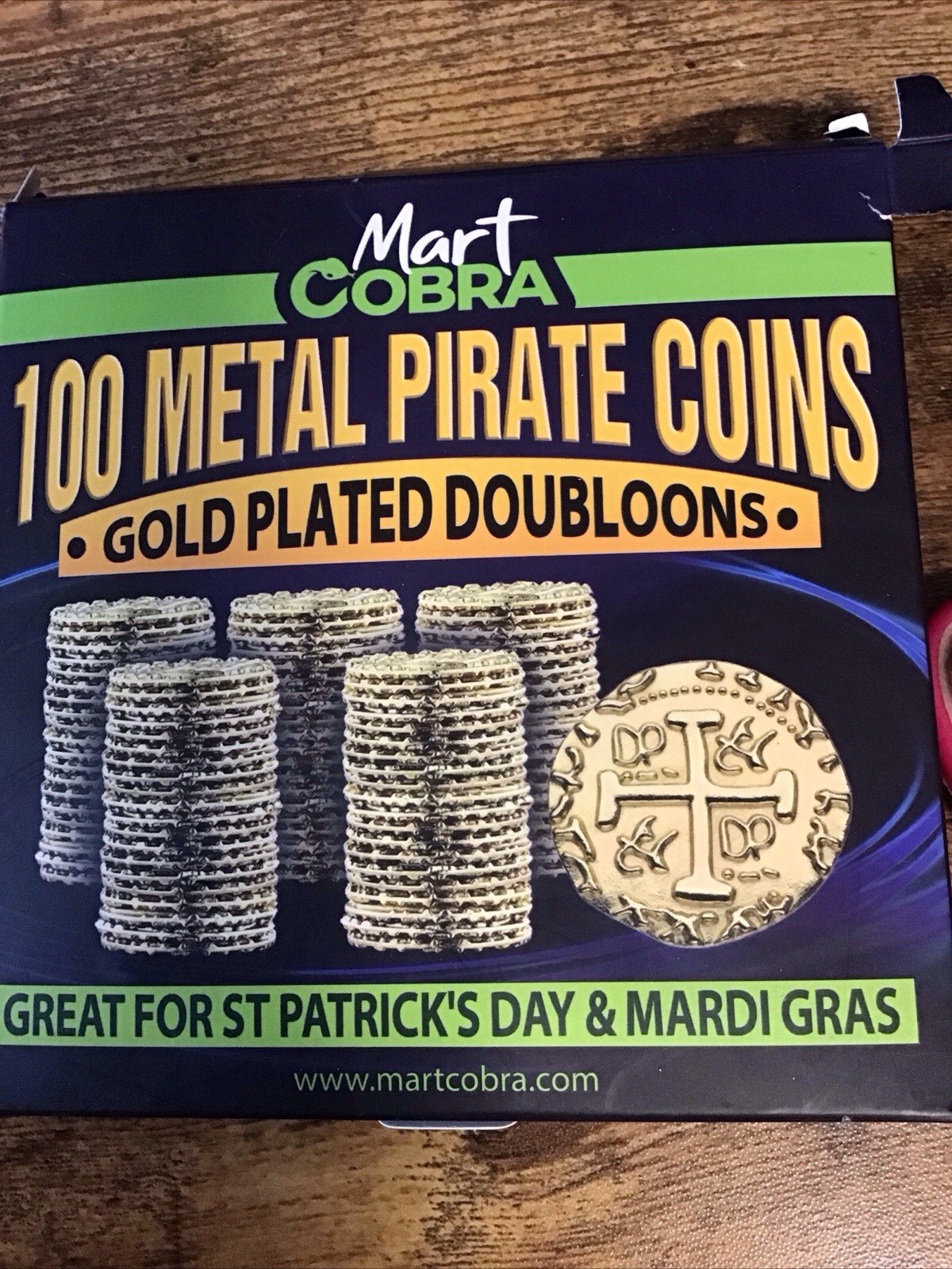 Mart Cobra 100 Metal Pirate Coins Gold Plated Doubloons Mardi Gras St. Patrick’s