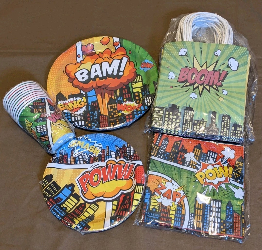 NEW Super Hero Birthday Party Set of 10: Plates, saucers, napkins, cup & 24 bags