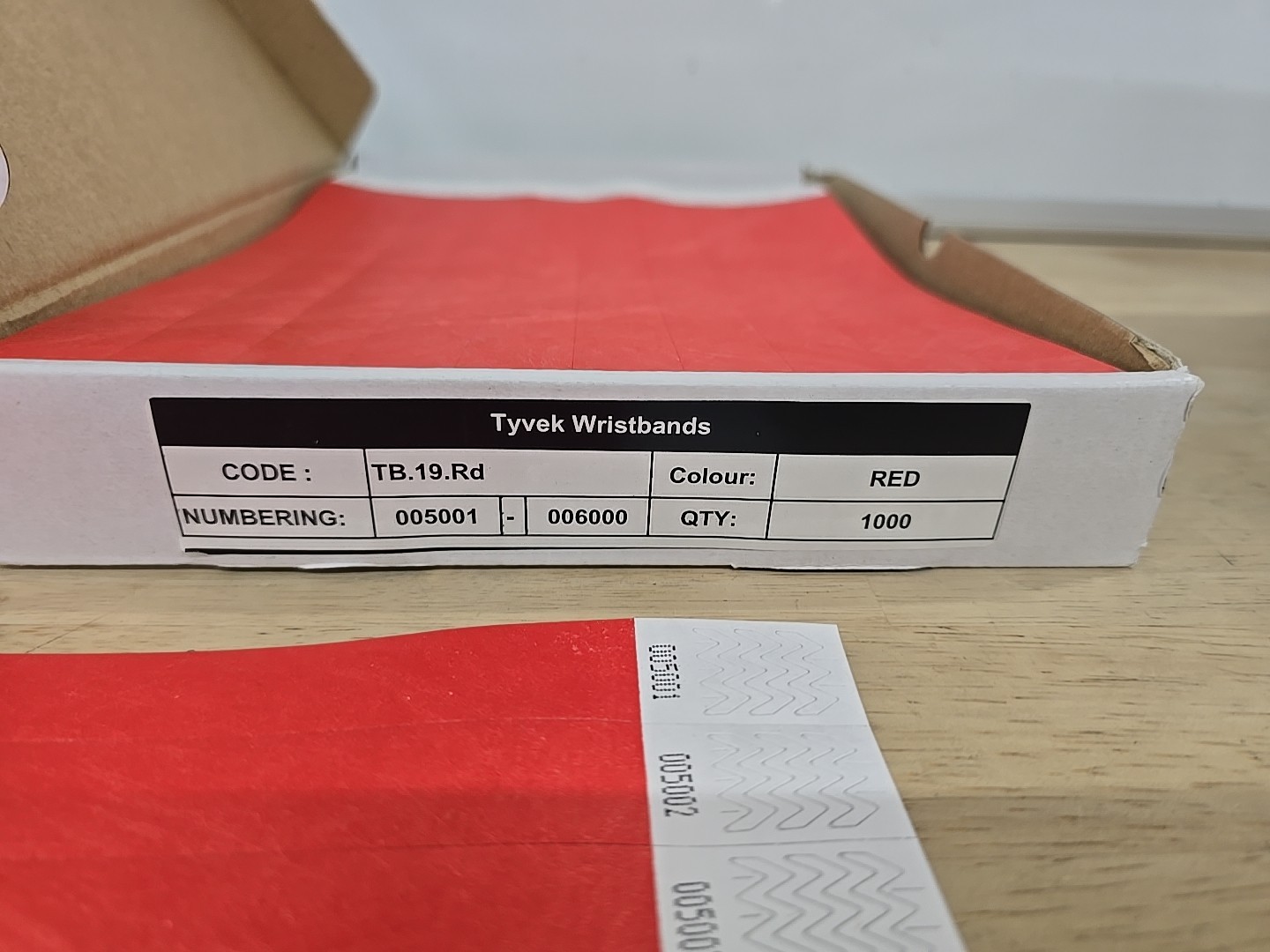 1000 tyvek security wristbands 3/4″ x 10″ – Color Is Red