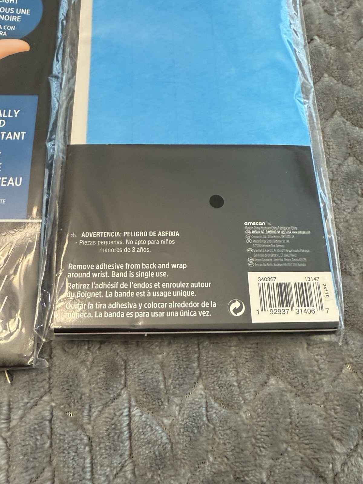 Solid Blue Wristbands 400 Pack Secure Sequentially Numbered Glow Black NEW