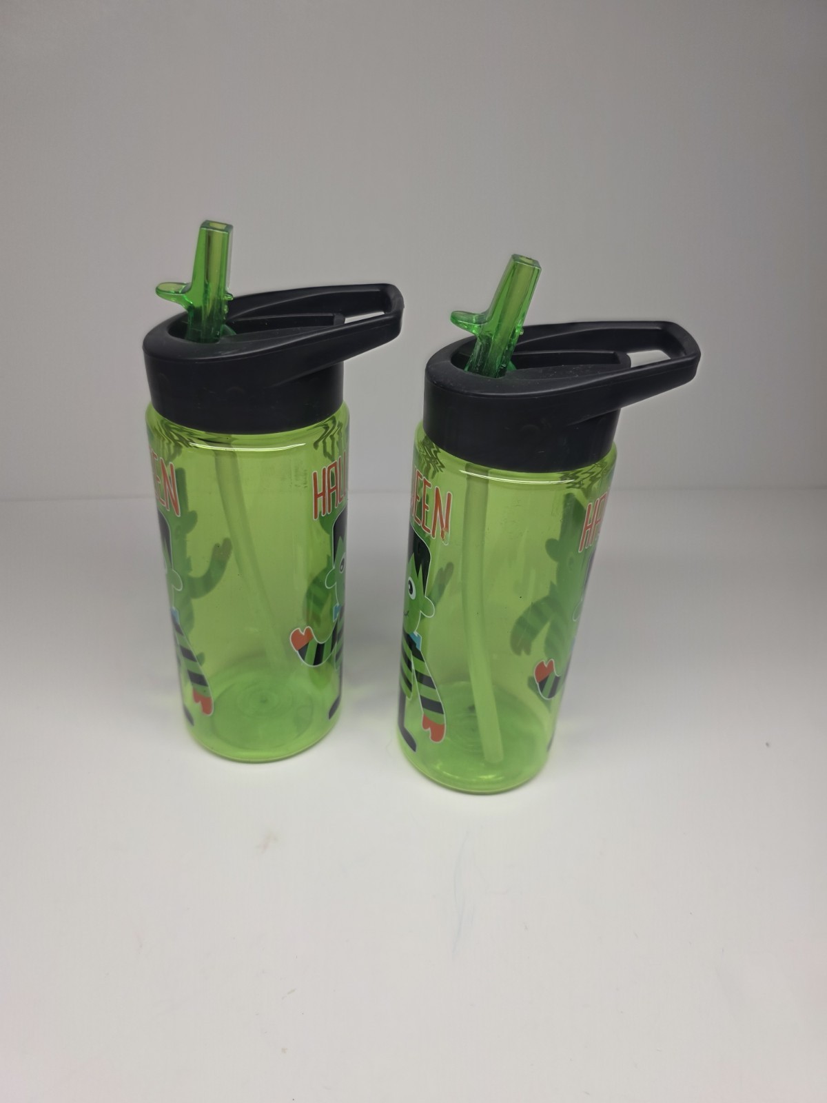 Halloween Drinking Cups with Flip Up Straws Set of 2 Frankenstein Screw On Lid