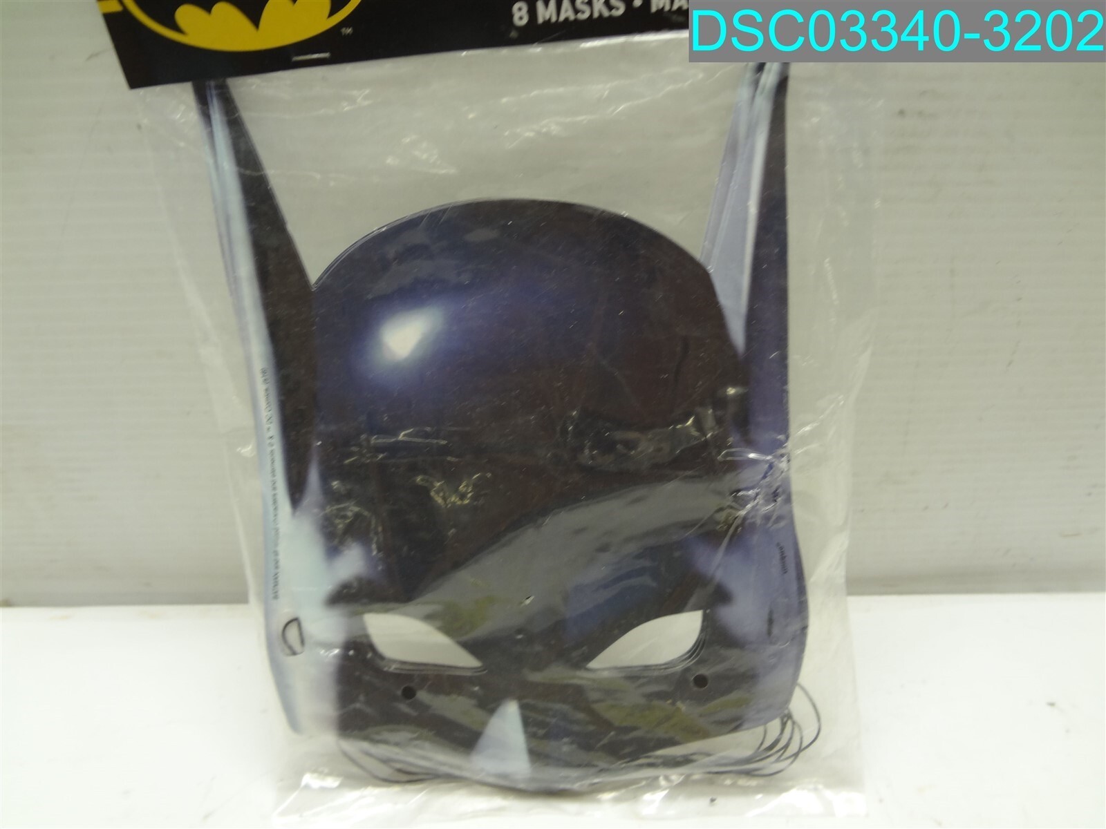 Batman 8ct Wearable Masks Black 011179499212