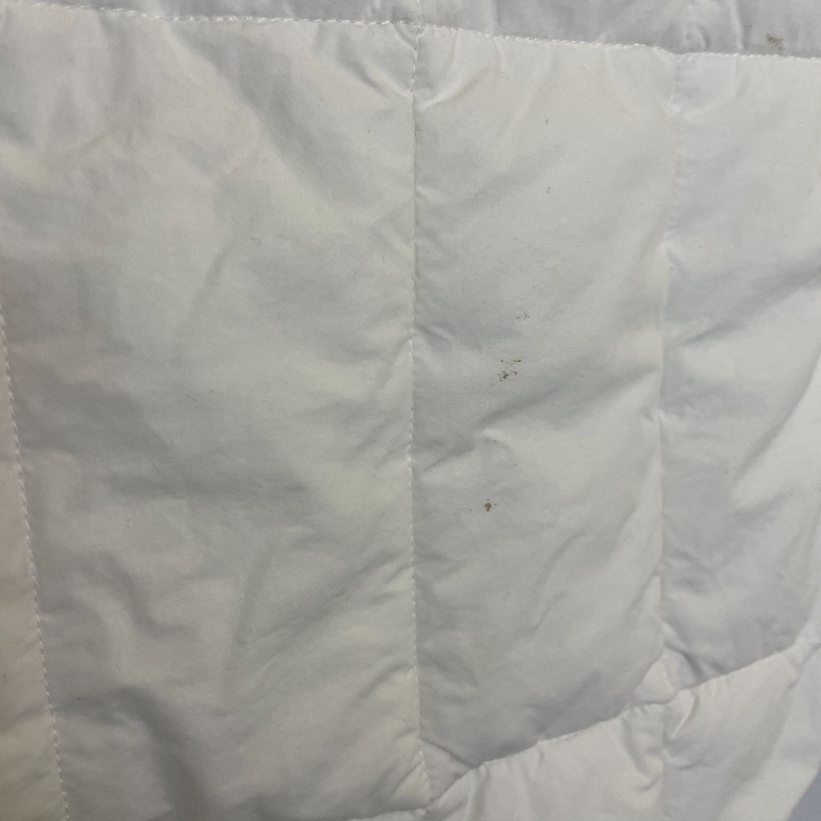 Casper Sleep Essential Quilted Select Bed Pillow (U.S. Standard), White
