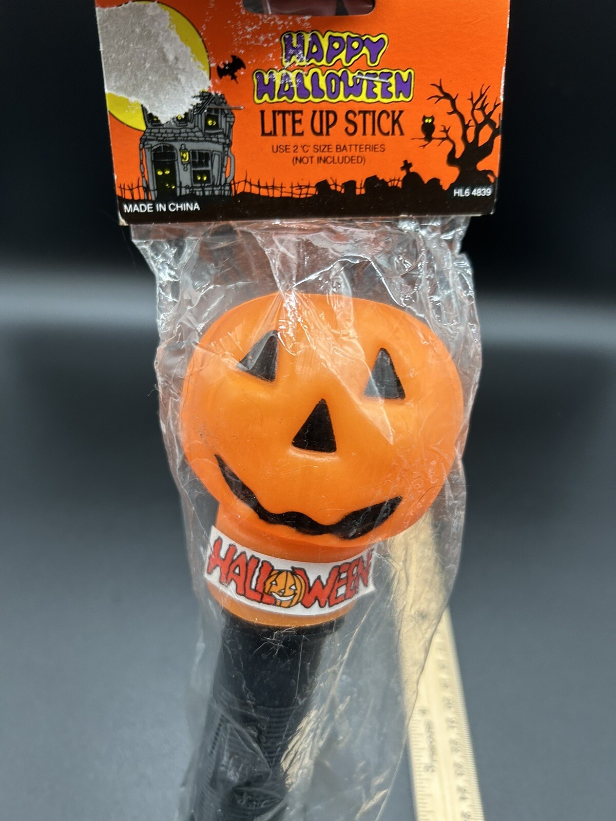 Vintage Happy Halloween 9″ Jack O Lantern Lite-Up Stick Trick or Treating Light!