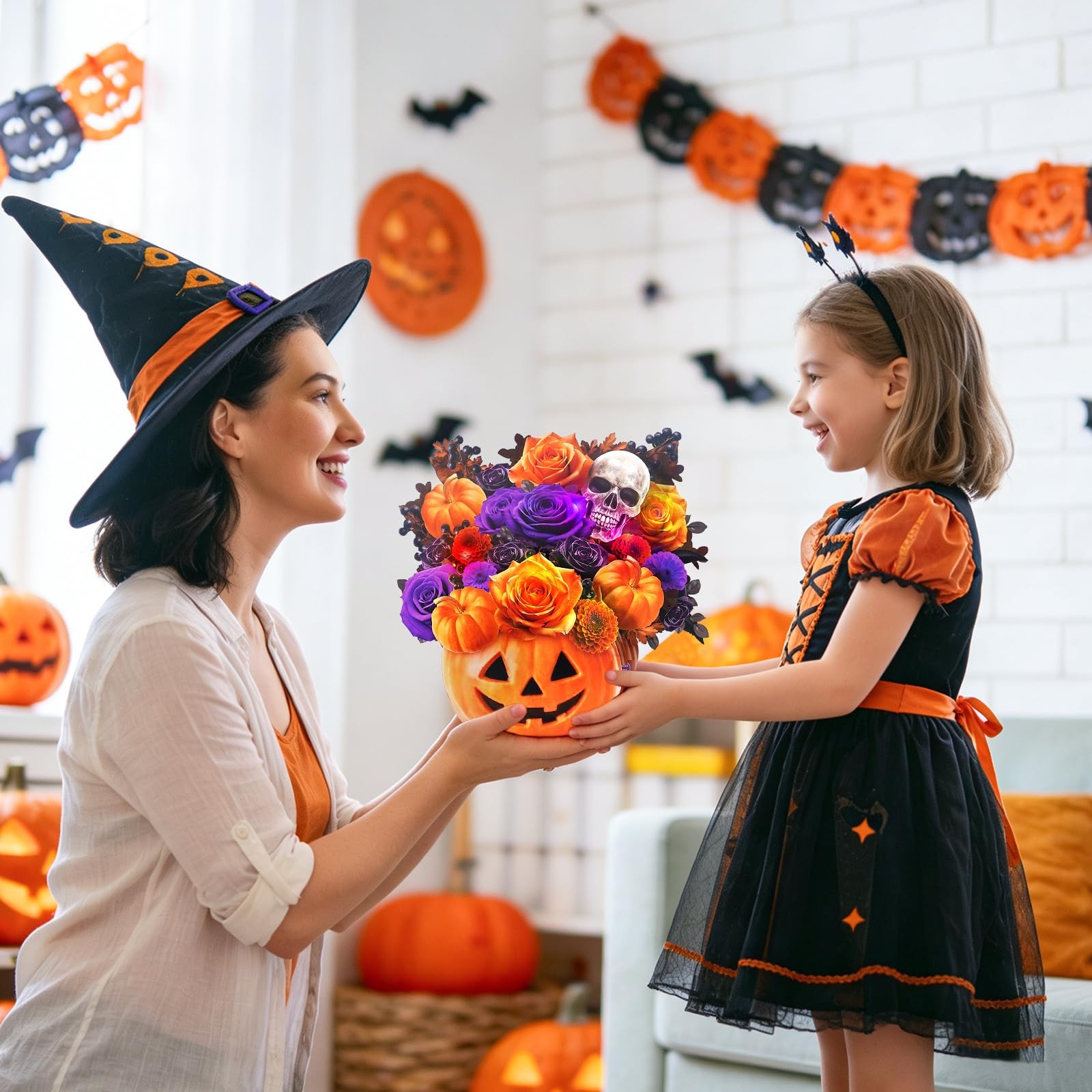 APOTODITO Halloween Bouquet Card with Music and Lights, Orange