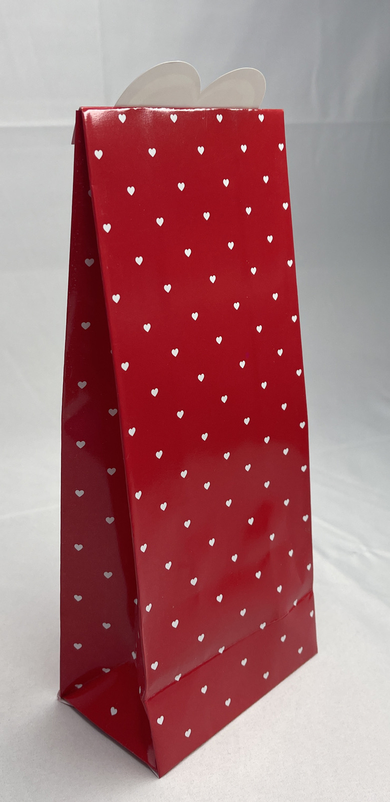 Be Love Valentine Treat Bags. 6 Count.