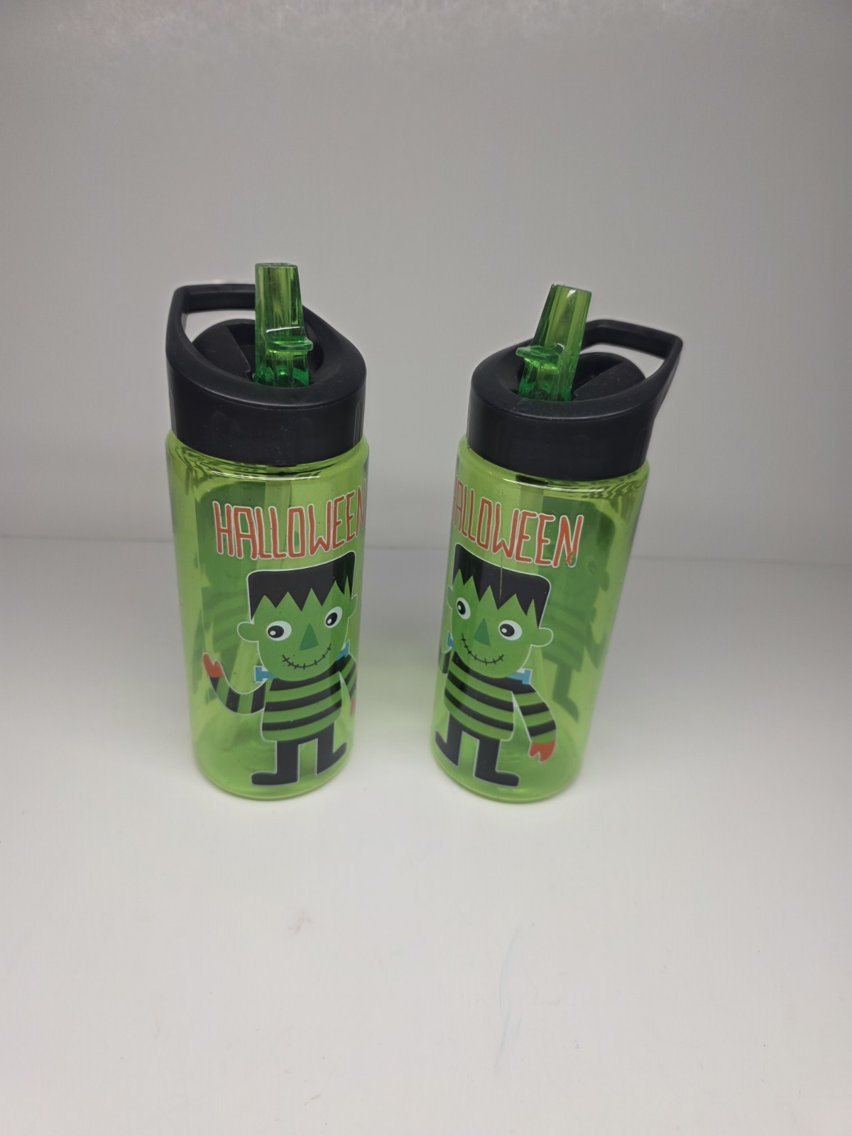 Halloween Drinking Cups with Flip Up Straws Set of 2 Frankenstein Screw On Lid
