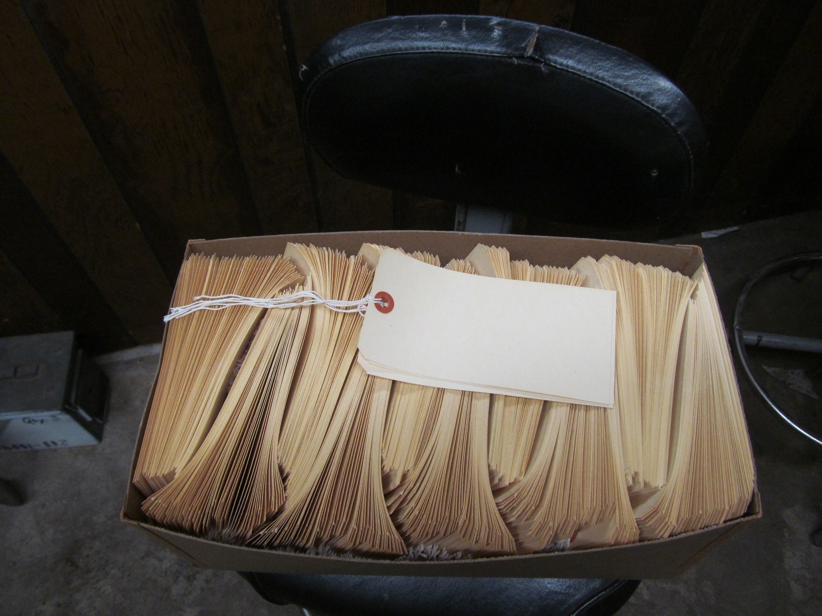 1000 Manila Tags with strings 6 1/4 X 3 1/8 – #8 size