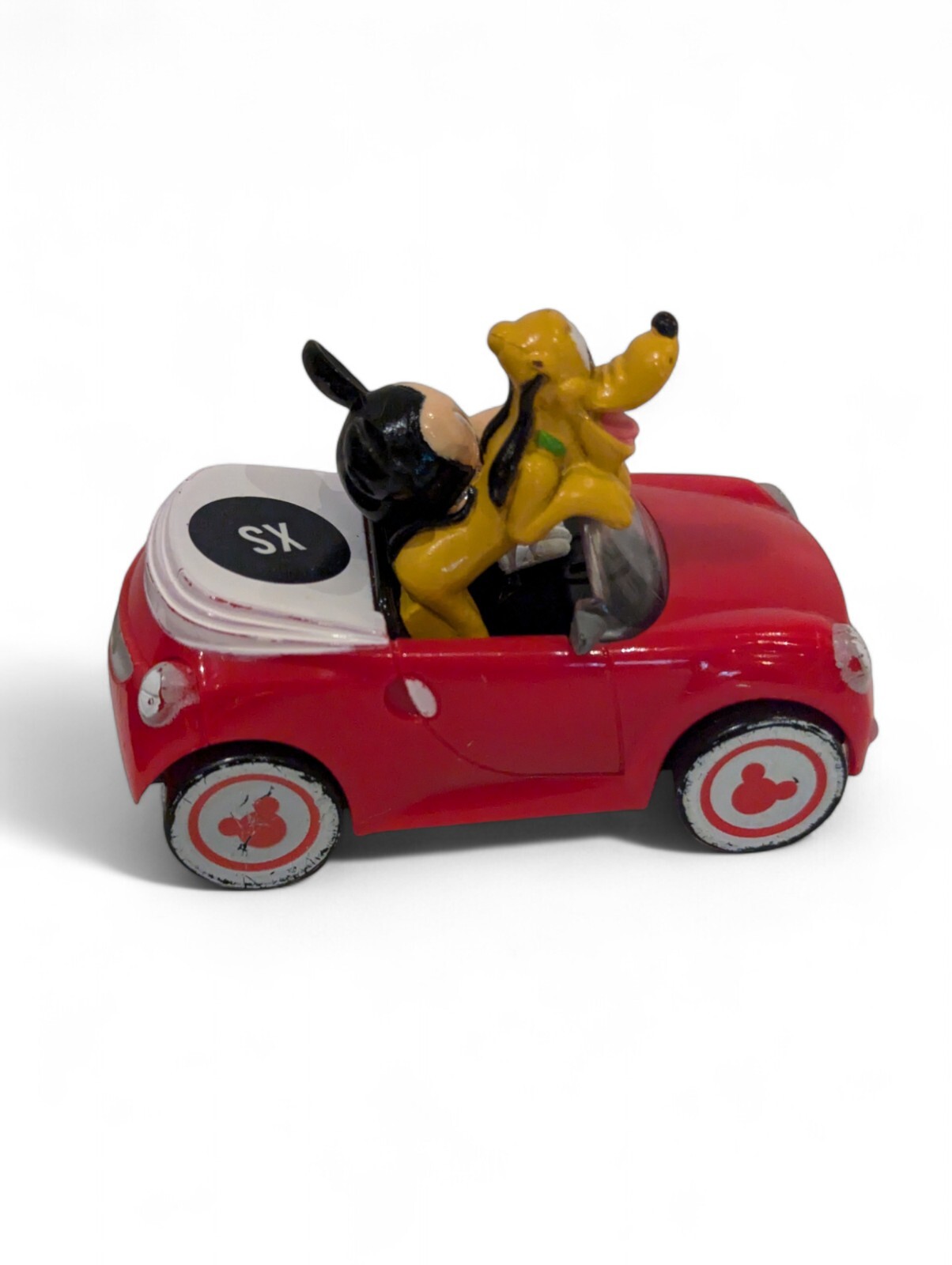 DecoPac Disney’s Mickey Mouse and Pluto in Rolling Red Car, 3 1/4″ L