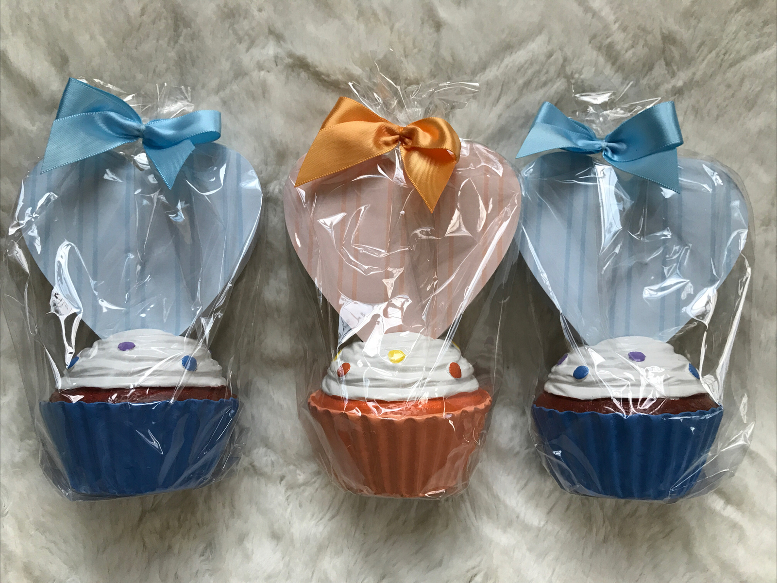 New Lot of 3 Cupcake Photo Holders w/ Memo Pad, 2 Blue, 1 Orange, 5” x 3.5” x 3”
