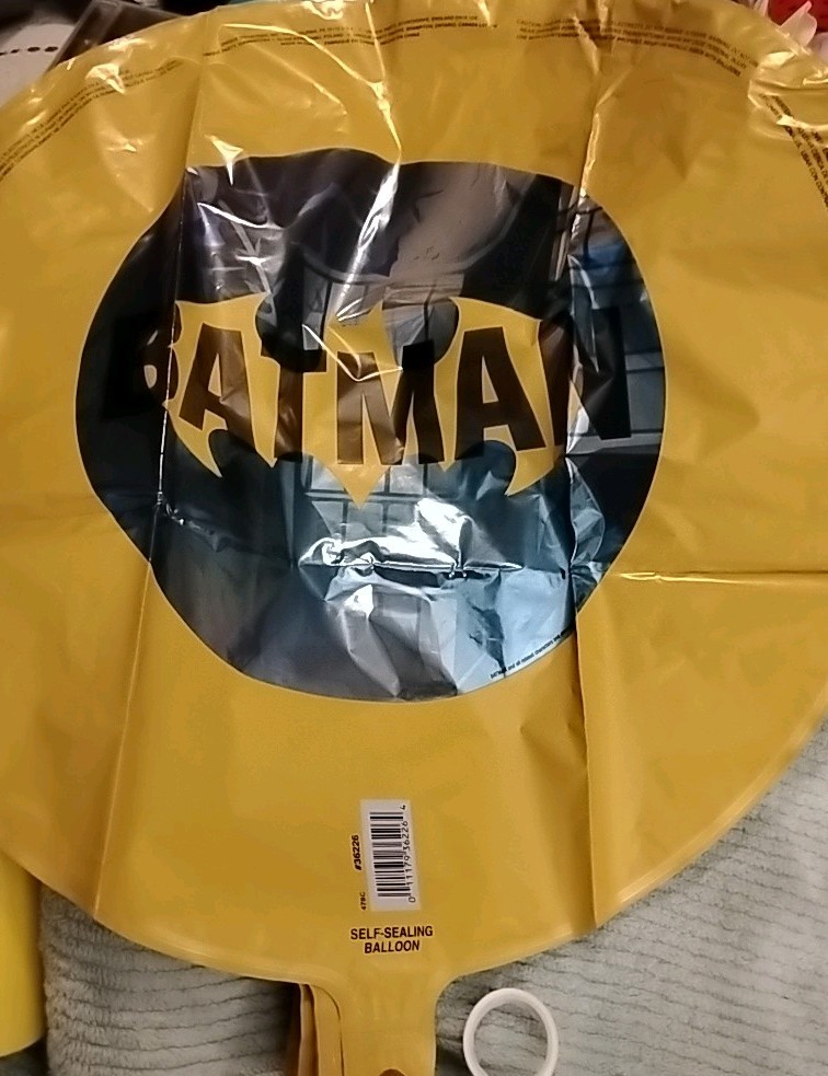 Batman 18″ Mylar Balloon – Party Decor – Set Of 5 Balloons