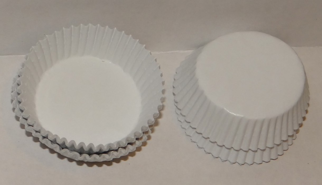 #601 White Paper Candy Cups 1000 Pack Candy Making Supplies CP-17 NEW