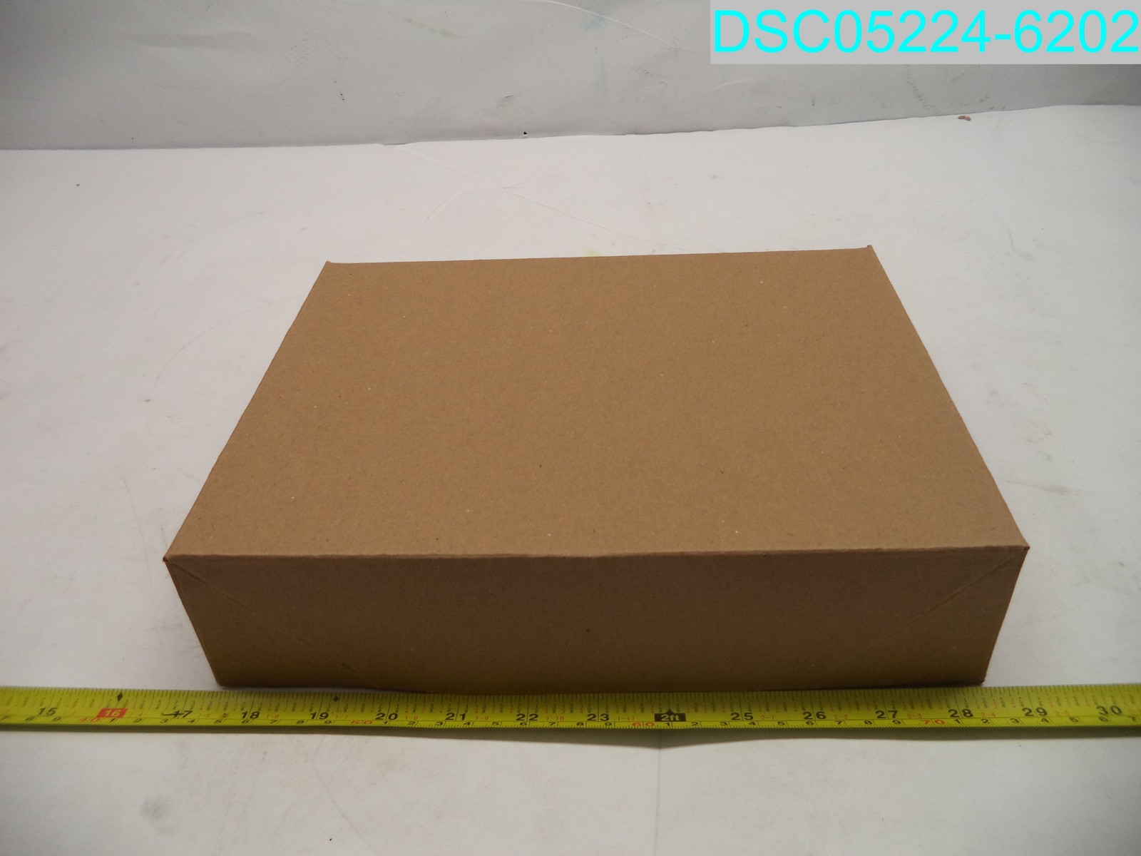 QTY=37: 11″ 2- Piece Plain Cardboard Gift Box 8.5″ W X 2.5″ H
