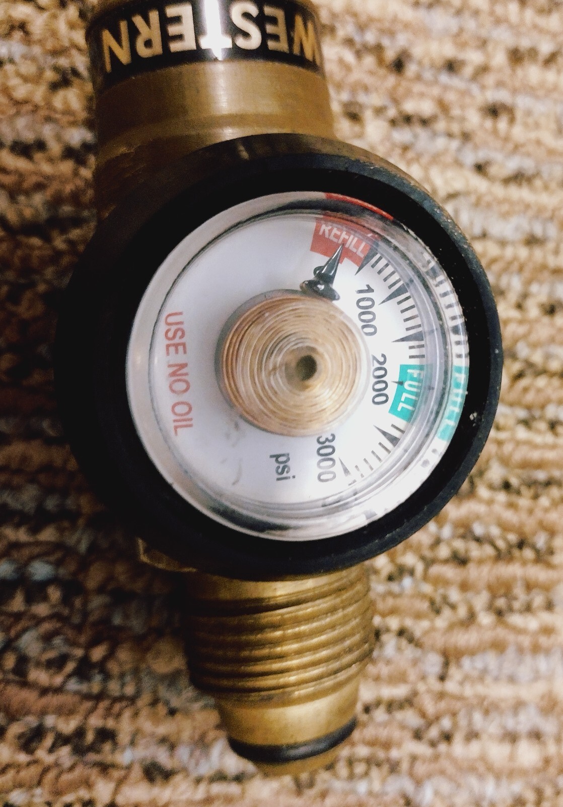 Western Enterprises Economy Helium Balloon Regulator Inflator Model R125