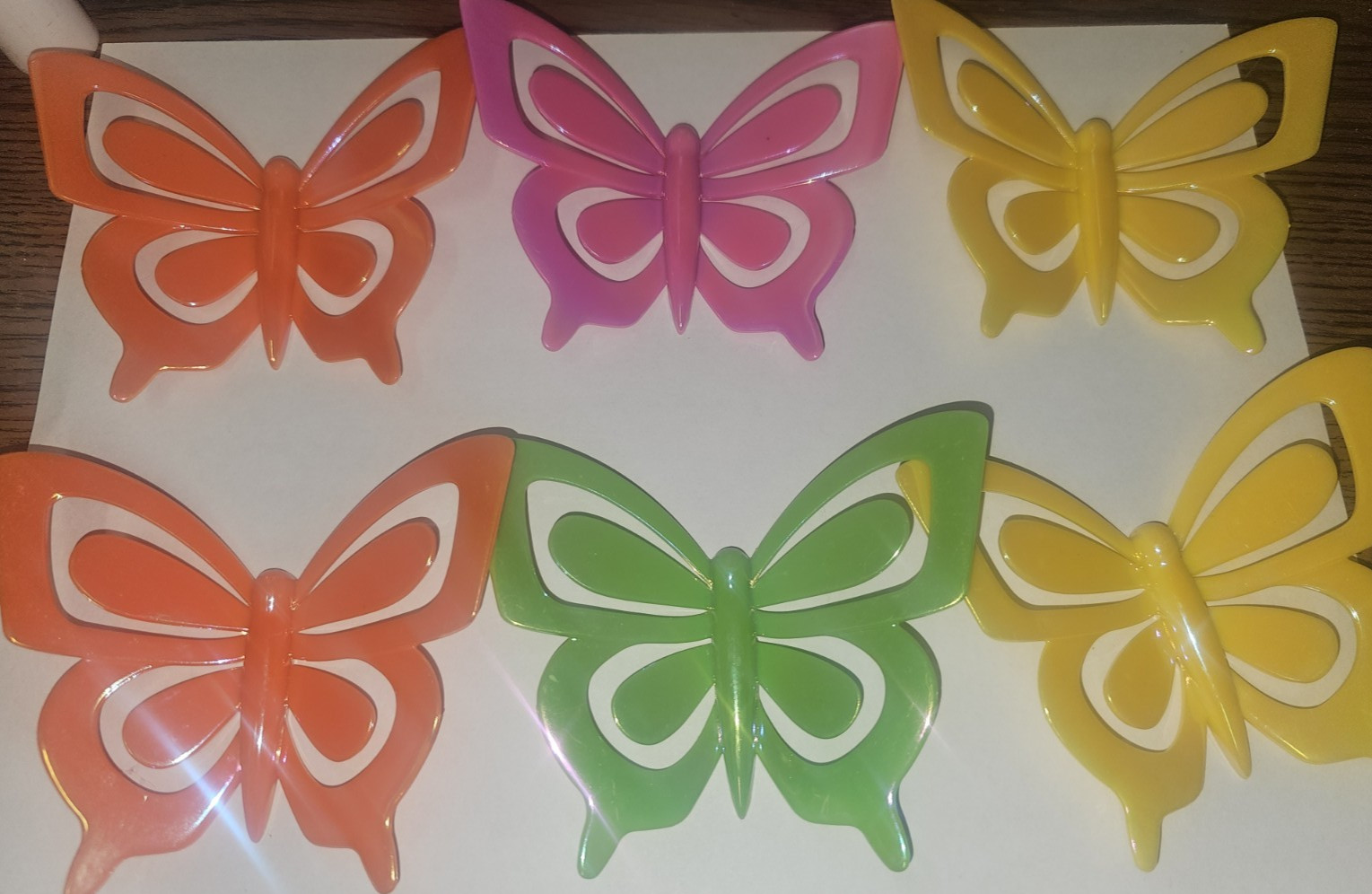 6pc Decopac Layon Iridescent 4″ Butterflies